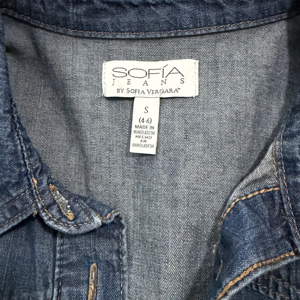 sofia by sofia vergara Dark Blue Denim Button-Down Shirt - Picture 3 of 3